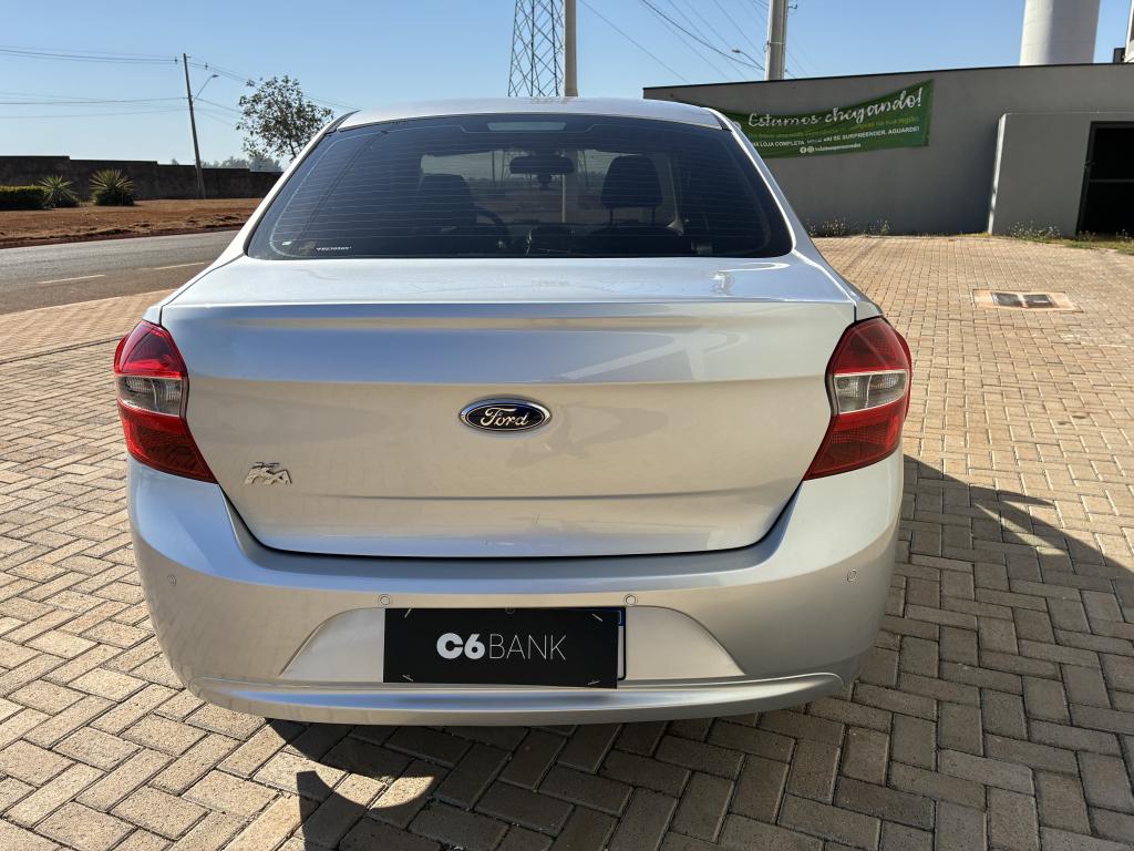 FORD Ka + Sedan - Foto