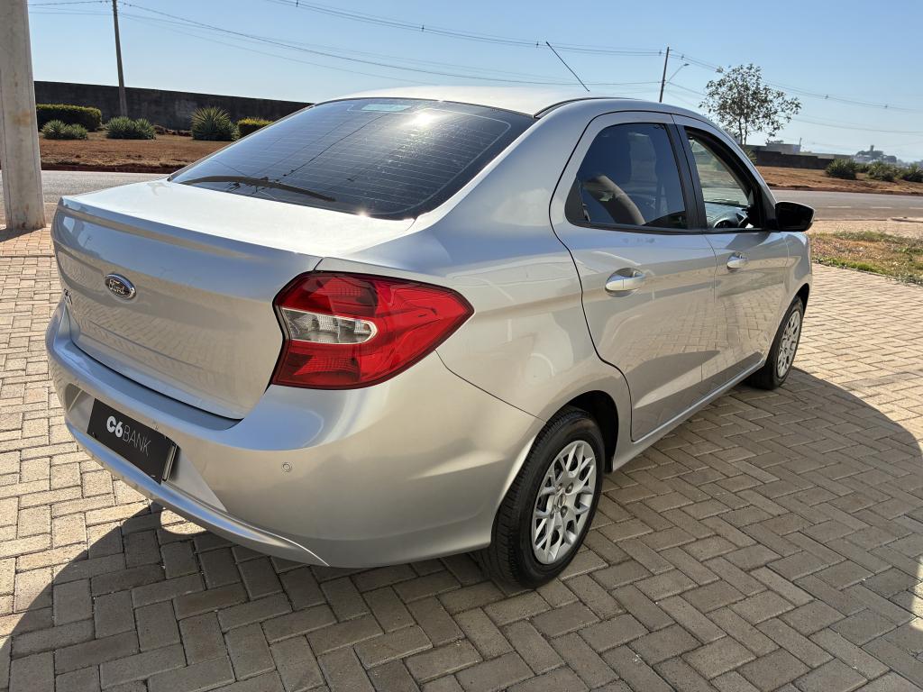 FORD Ka + Sedan - Foto