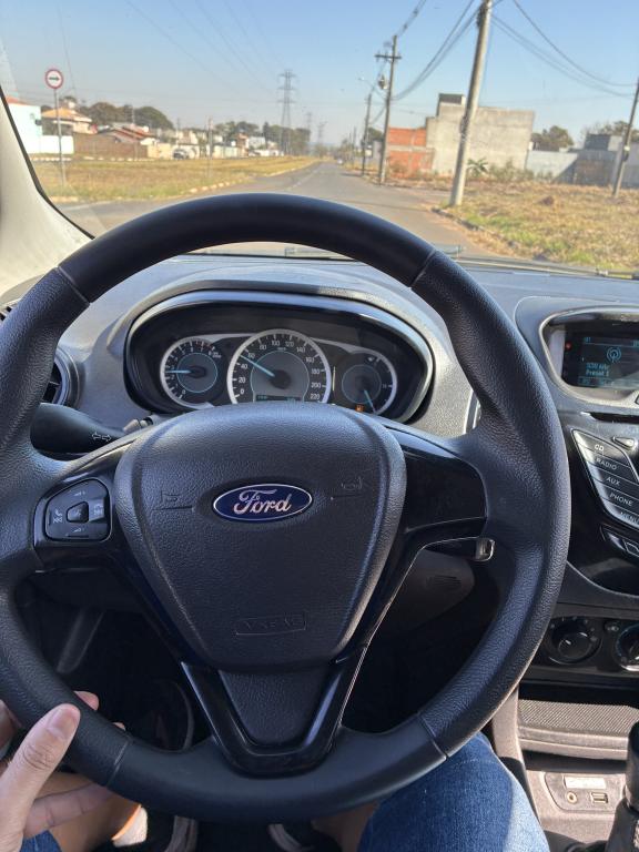 FORD Ka + Sedan - Foto