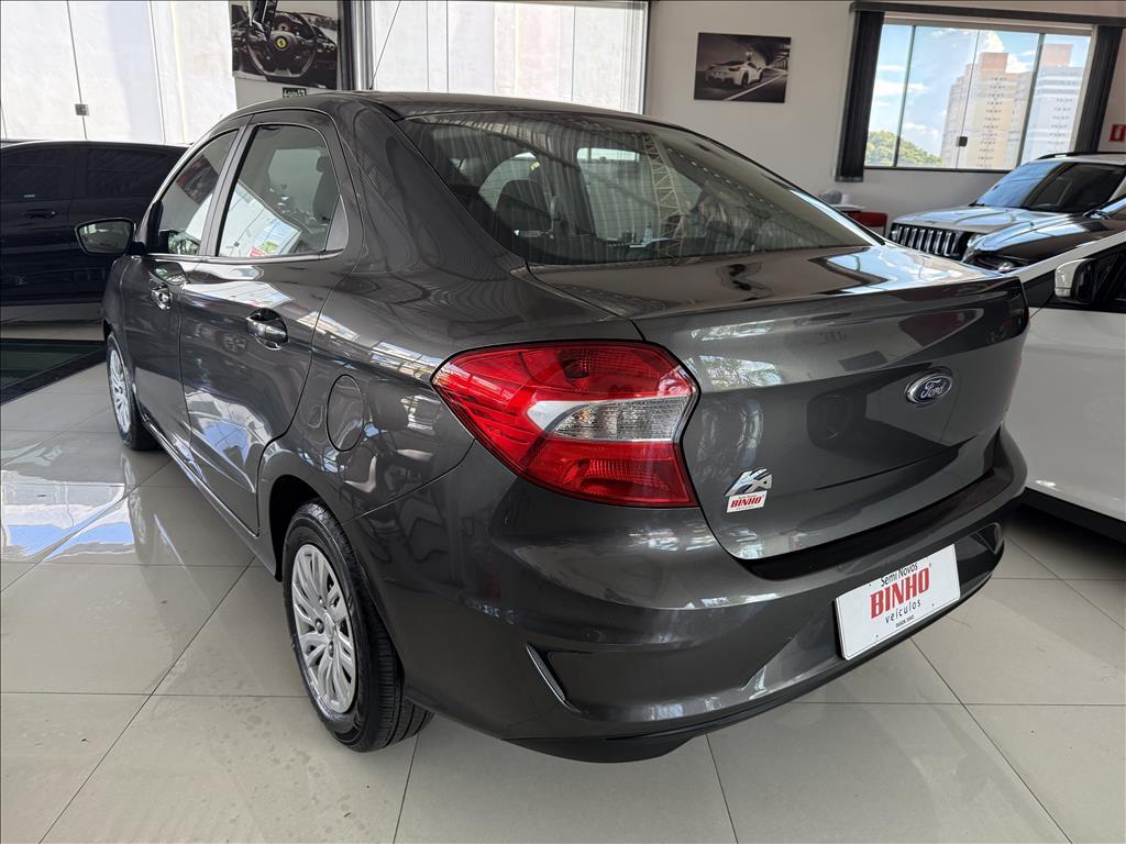 FORD Ka + Sedan - Foto