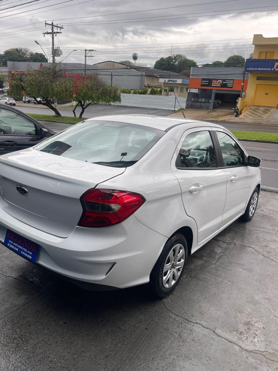 FORD Ka + Sedan - Foto