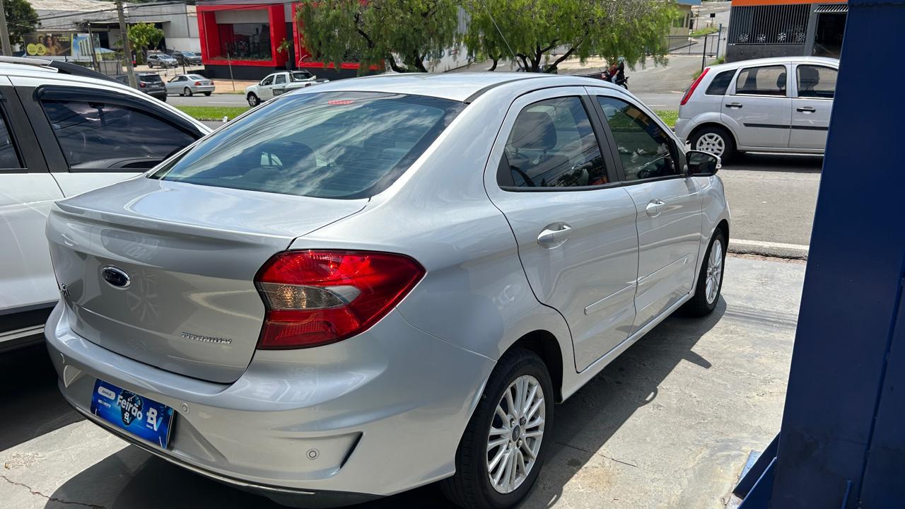 FORD Ka + Sedan - Foto