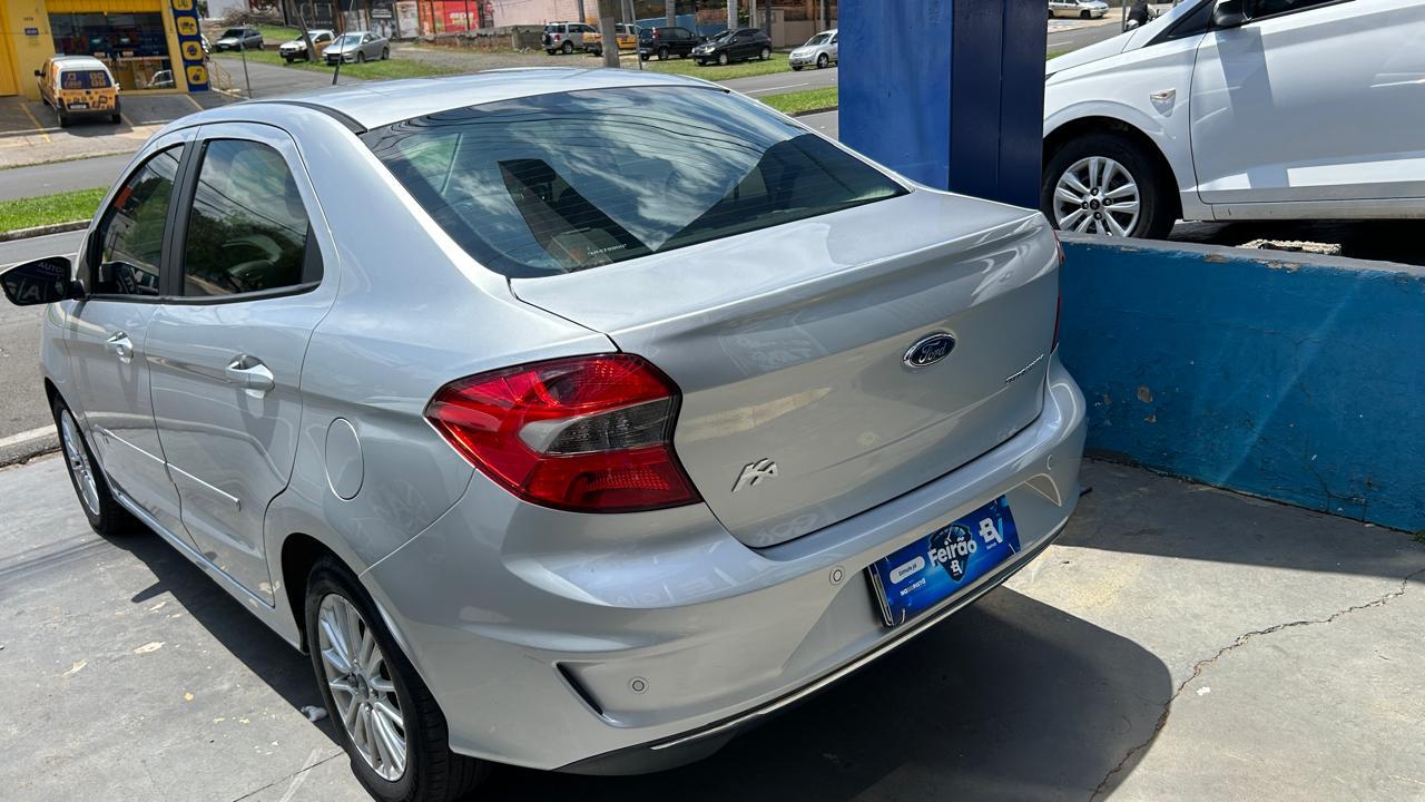 FORD Ka + Sedan - Foto