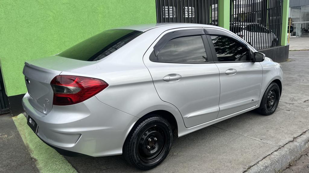 FORD Ka + Sedan - Foto