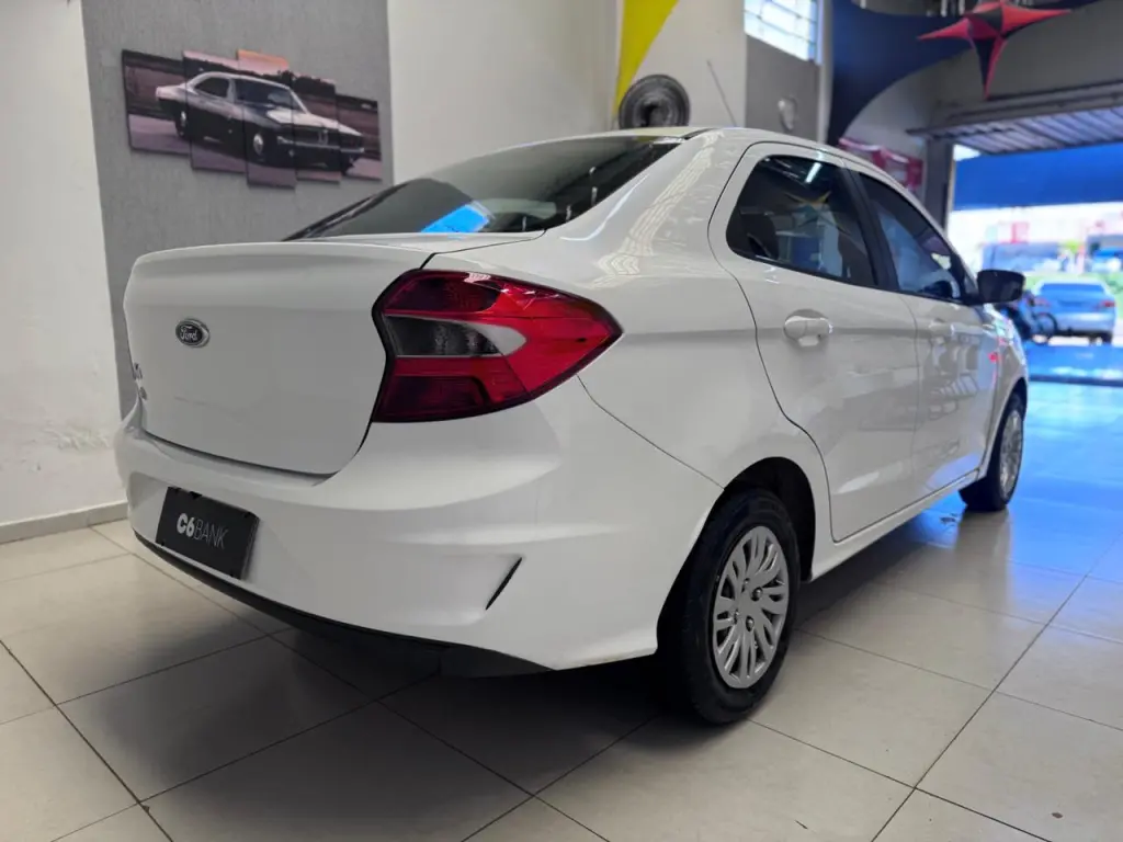 FORD Ka + Sedan - Foto