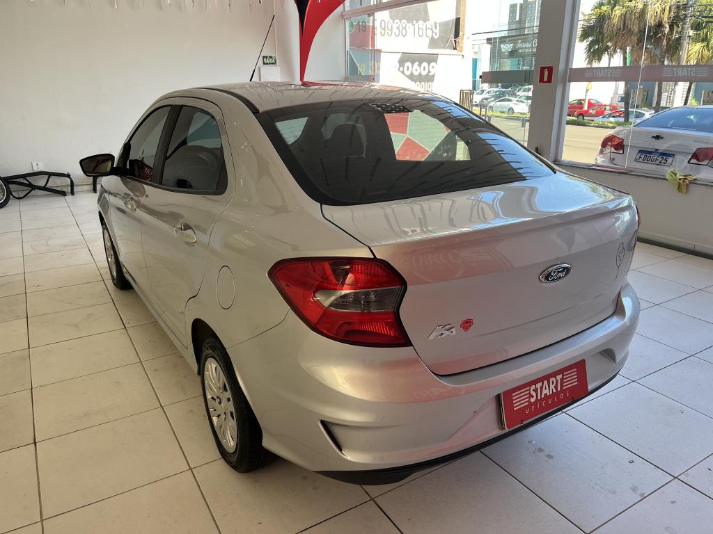 FORD Ka + Sedan - Foto