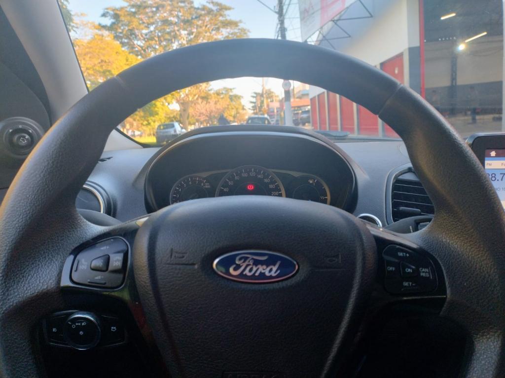 FORD Ka + Sedan - Foto