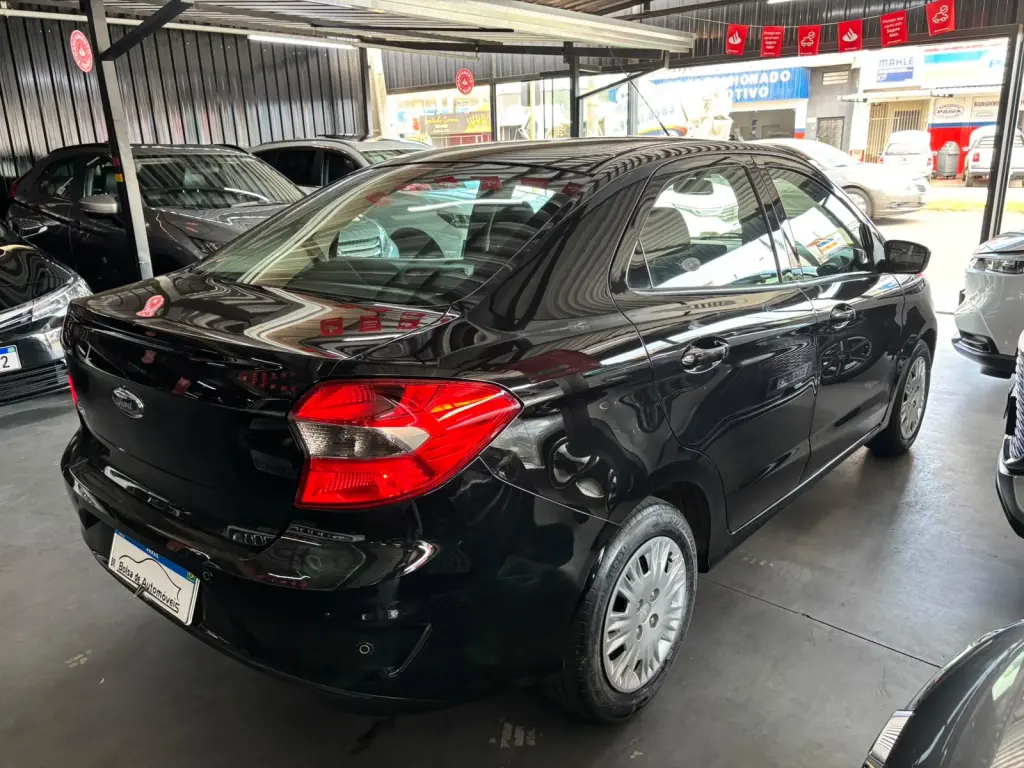 FORD Ka + Sedan - Foto
