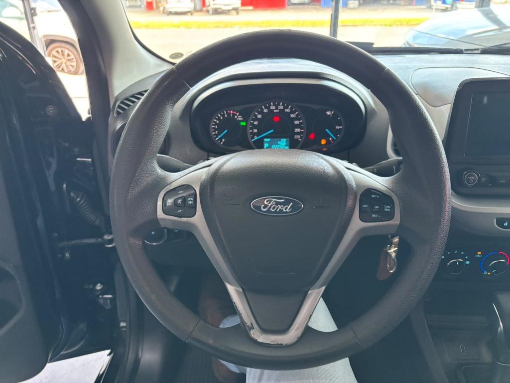 FORD Ka + Sedan - Foto