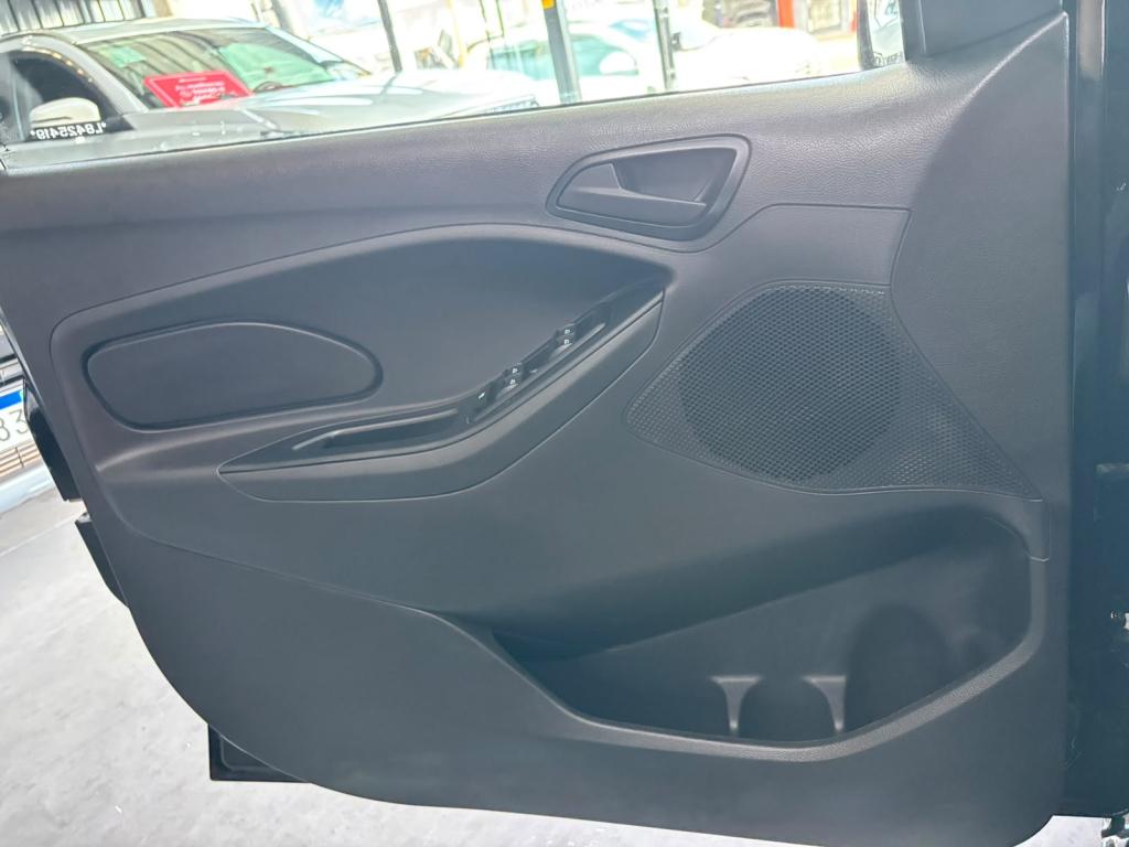 FORD Ka + Sedan - Foto