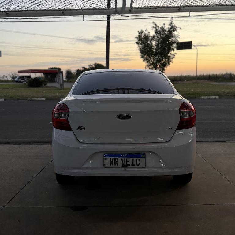 FORD Ka + Sedan - Foto
