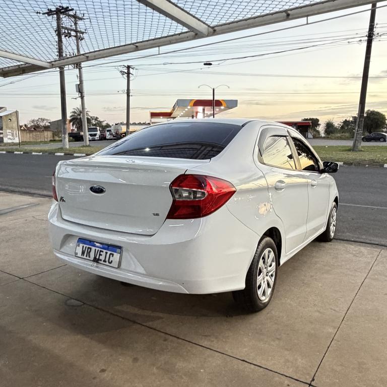 FORD Ka + Sedan - Foto