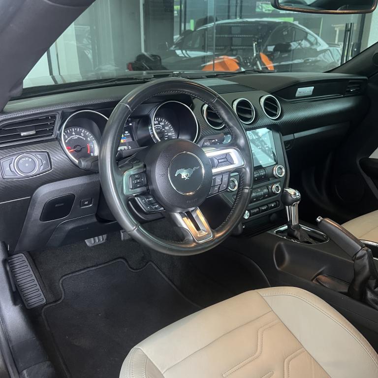 FORD Mustang - Miniatura