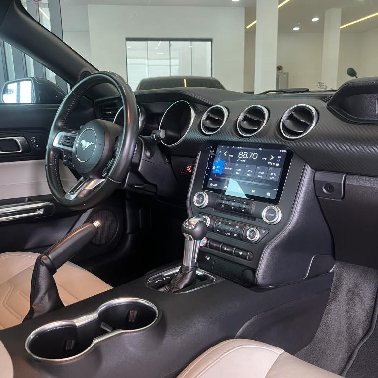 FORD Mustang - Miniatura