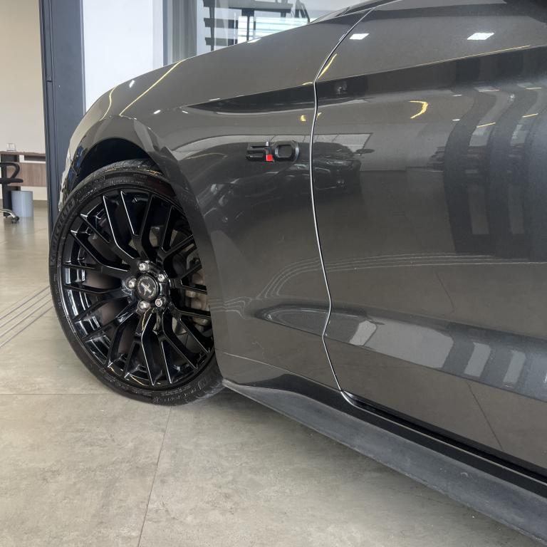 FORD Mustang - Miniatura