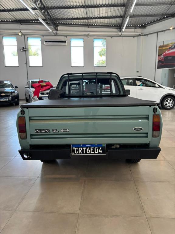 FORD Pampa - Foto
