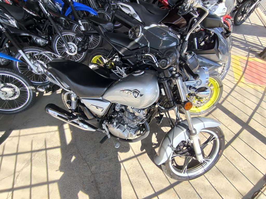 HAOJUE Chopper Road 150 - Foto