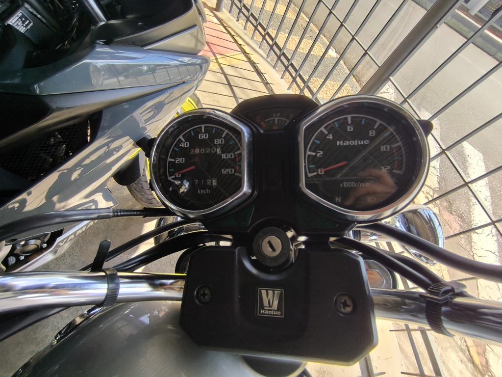 HAOJUE Chopper Road 150 - Foto