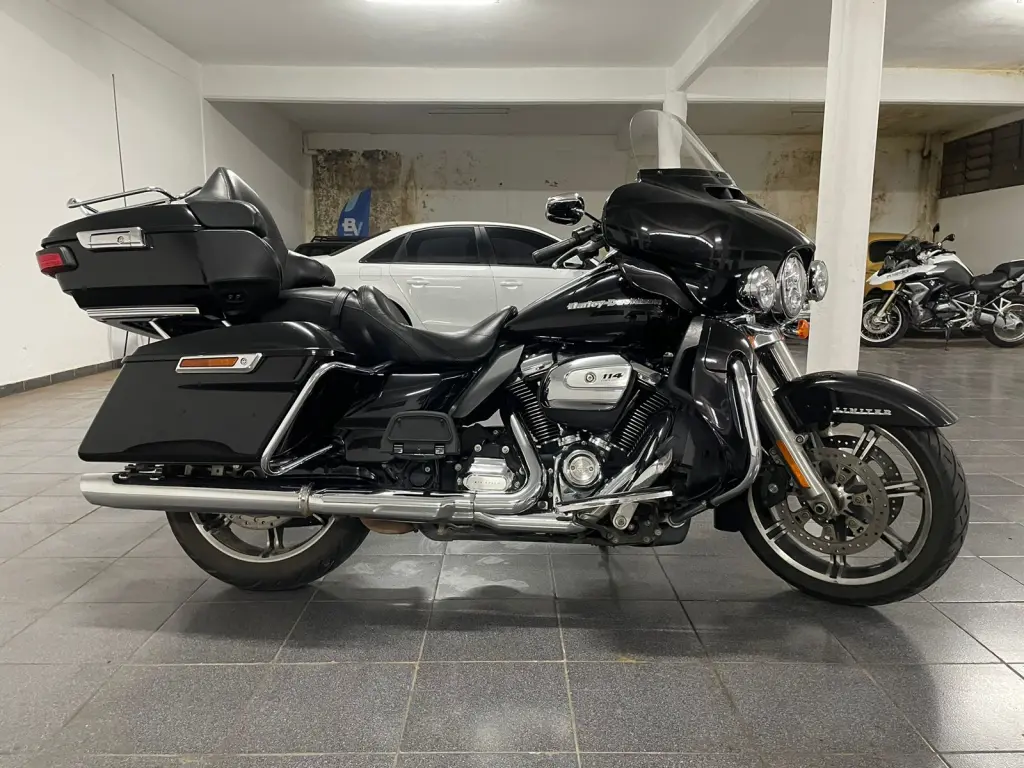 HARLEY DAVIDSON Electra Glide Ultra Limited - Foto