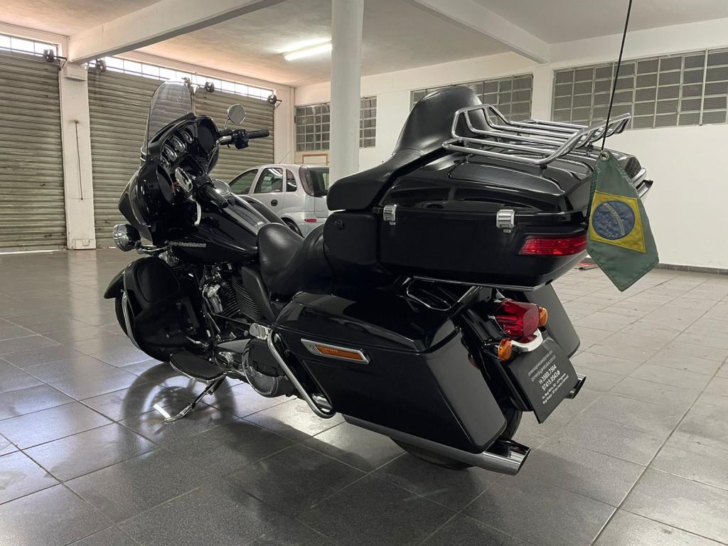 HARLEY DAVIDSON Electra Glide Ultra Limited - Foto