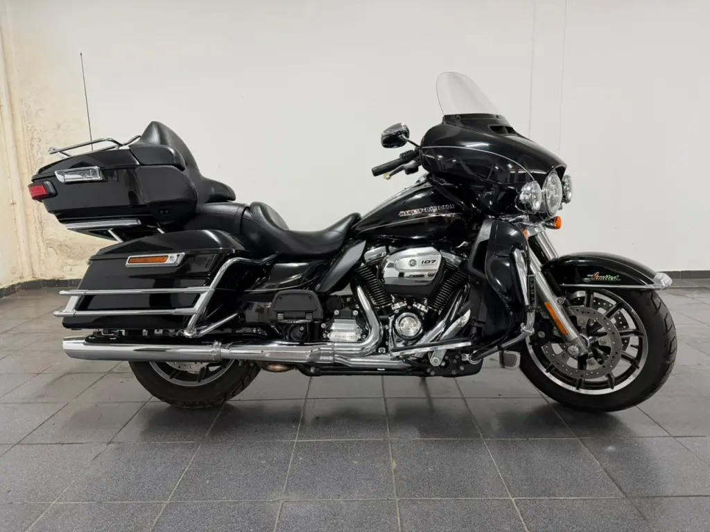 HARLEY DAVIDSON Electra Glide Ultra Limited - Foto
