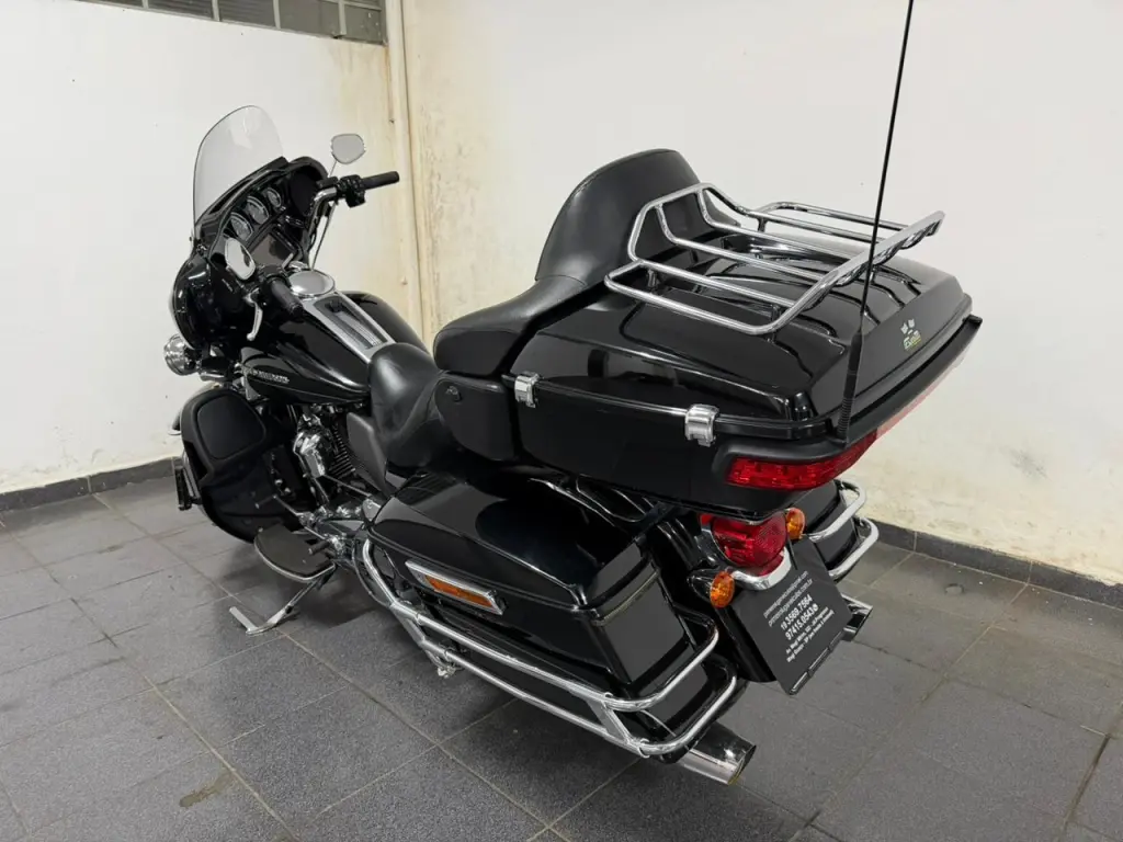HARLEY DAVIDSON Electra Glide Ultra Limited - Foto
