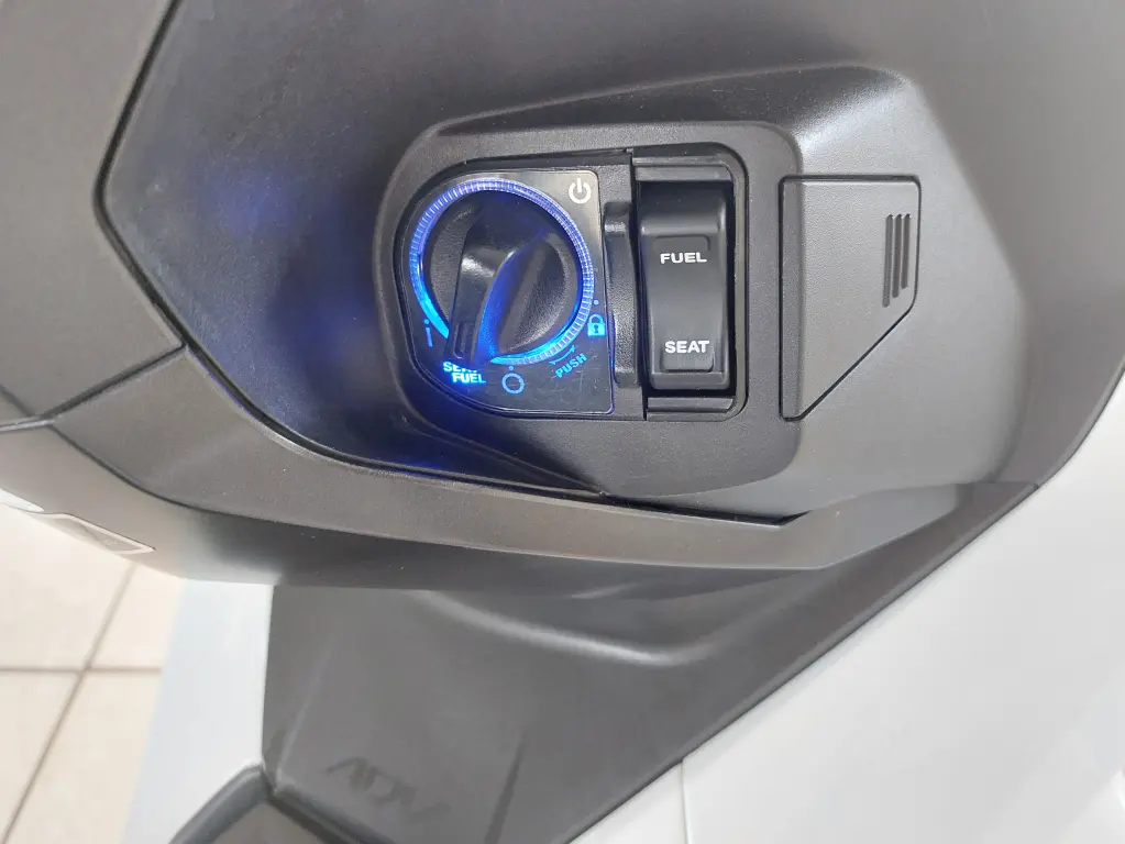 HONDA ADV 150 - Foto