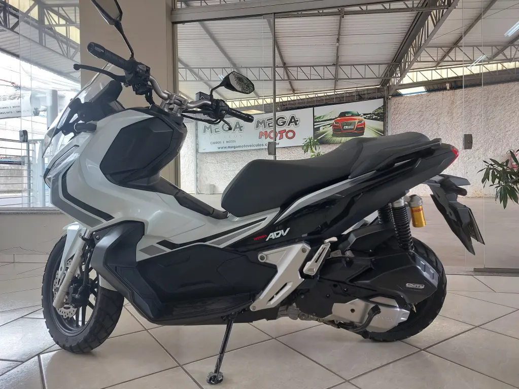 HONDA ADV 150 - Foto