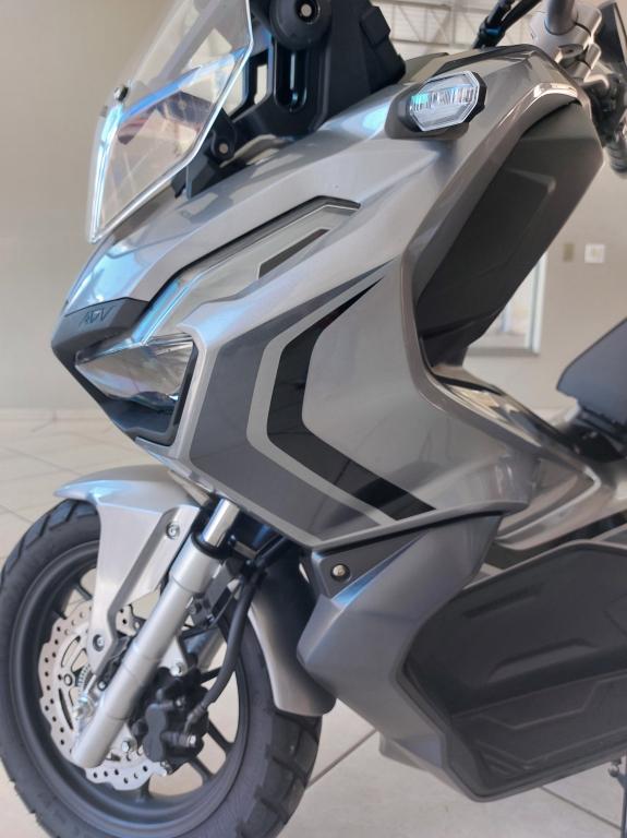 HONDA ADV 150 - Foto