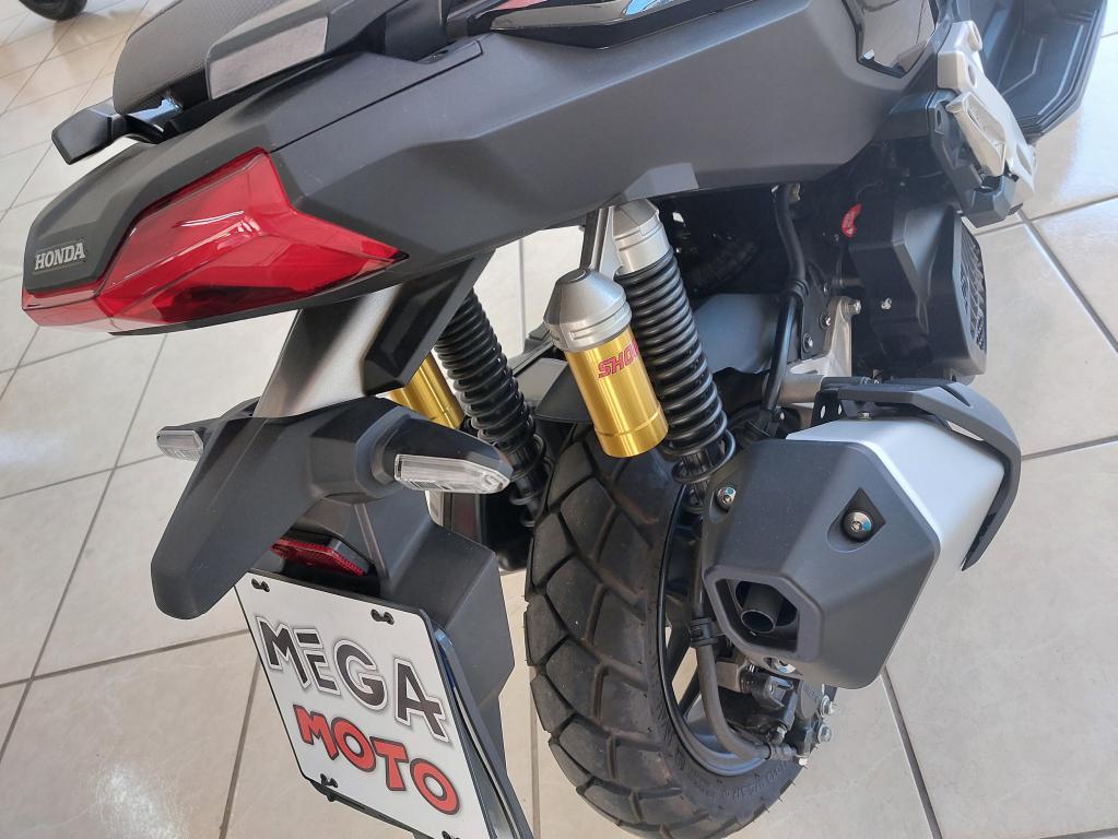 HONDA ADV 150 - Foto