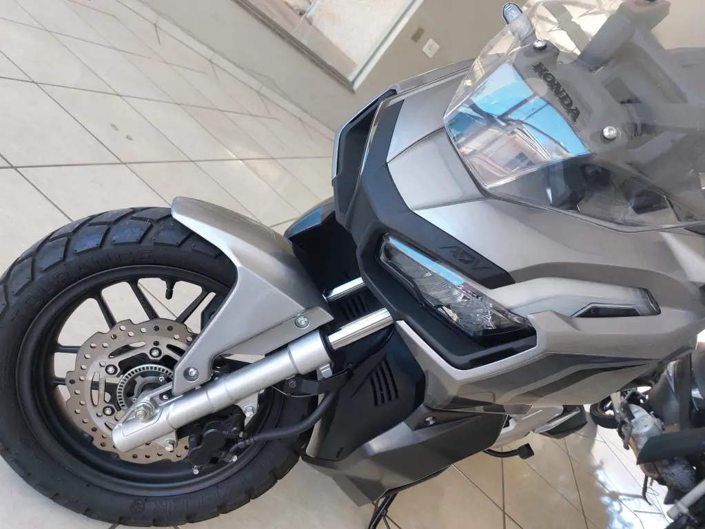 HONDA ADV 150 - Foto