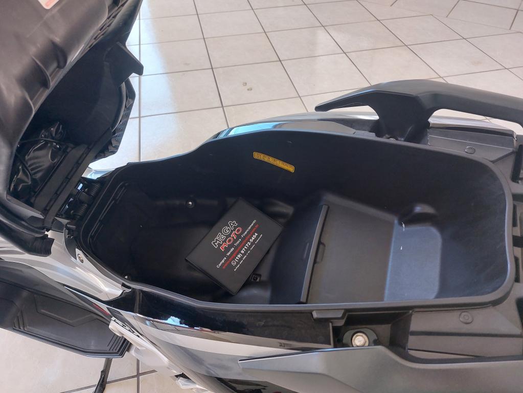 HONDA ADV 150 - Foto