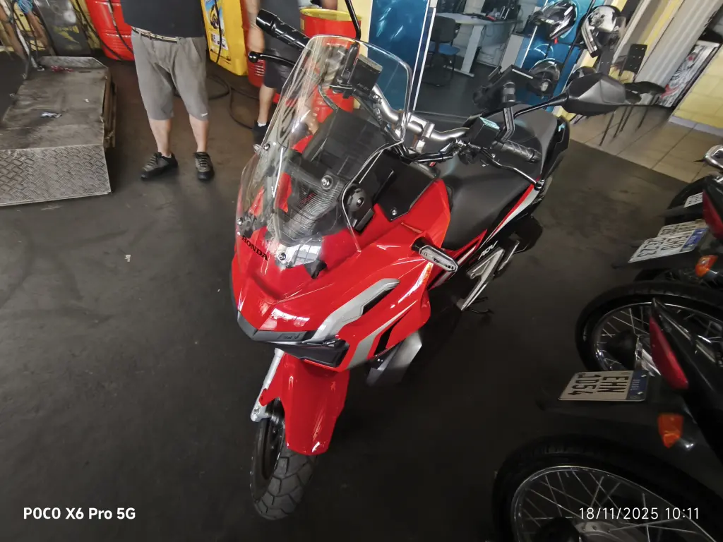 HONDA ADV 150 - Foto