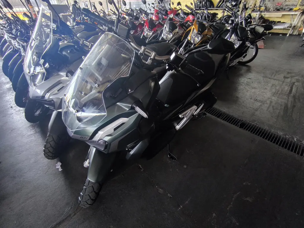 HONDA ADV 150
