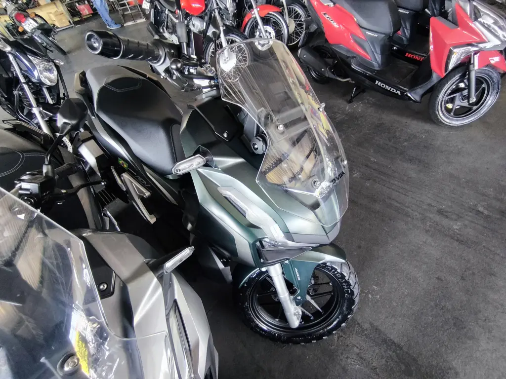 HONDA ADV 150 - Foto
