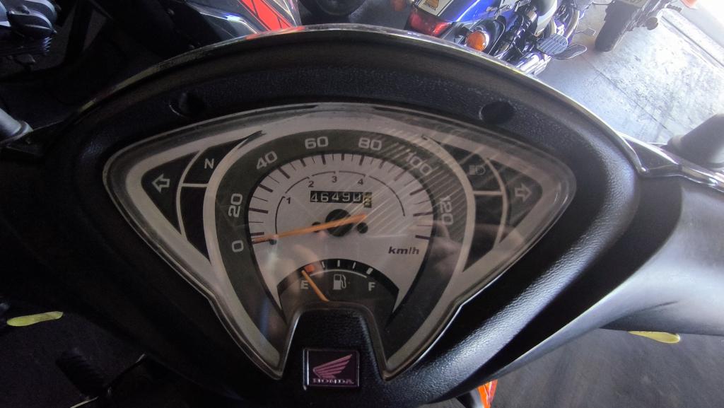 HONDA Biz 100 - Foto