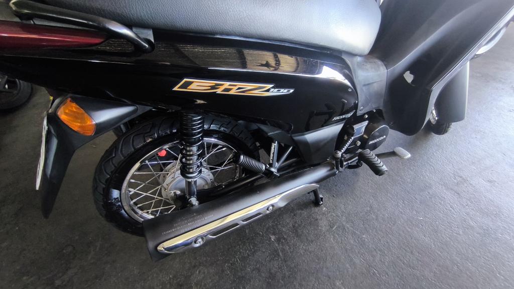 HONDA Biz 100 - Foto