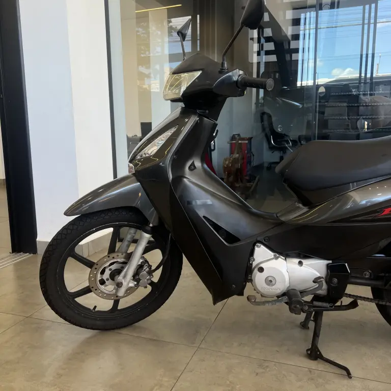 HONDA Biz 125 - Foto