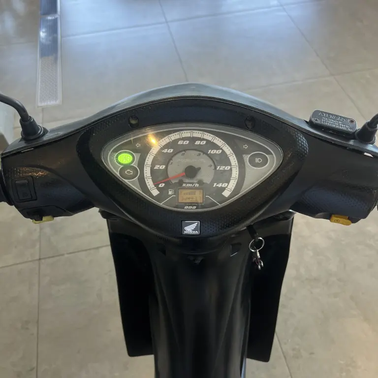 HONDA Biz 125 - Foto