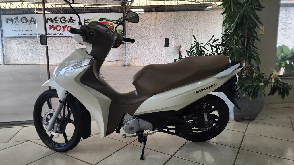 HONDA Biz 125 - Foto