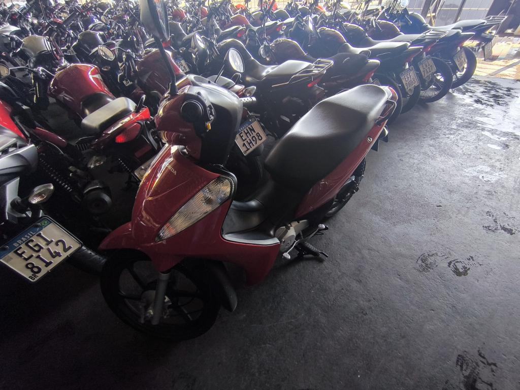 HONDA Biz 125 - Foto