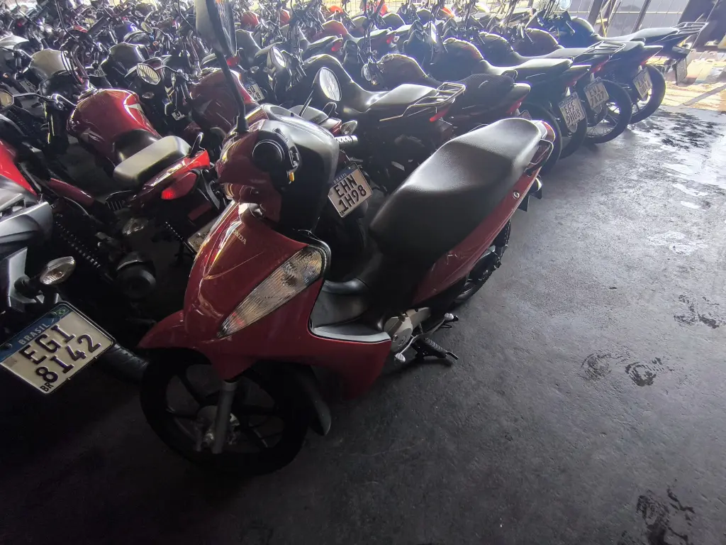 HONDA Biz 125 - Foto