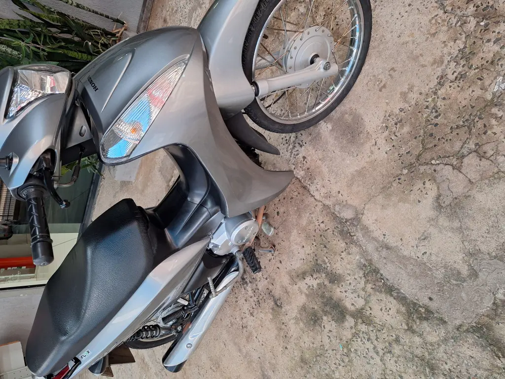 HONDA Biz 125 - Foto