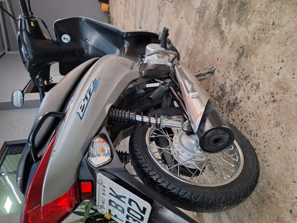 HONDA Biz 125 - Foto