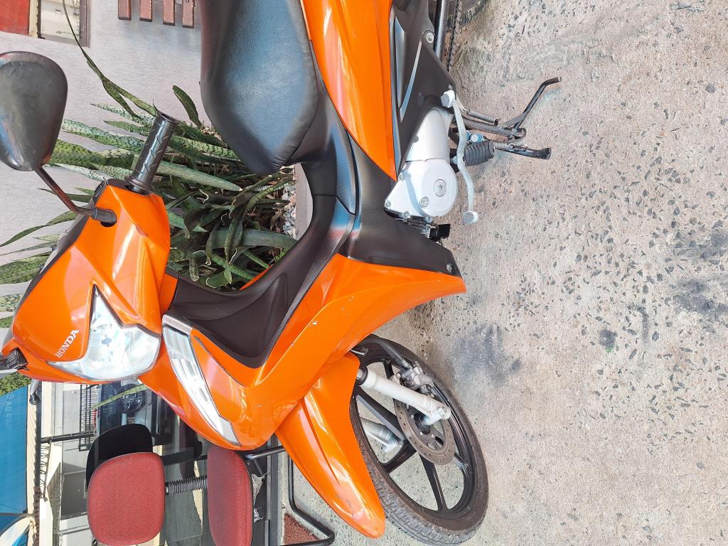 HONDA Biz 125 - Foto