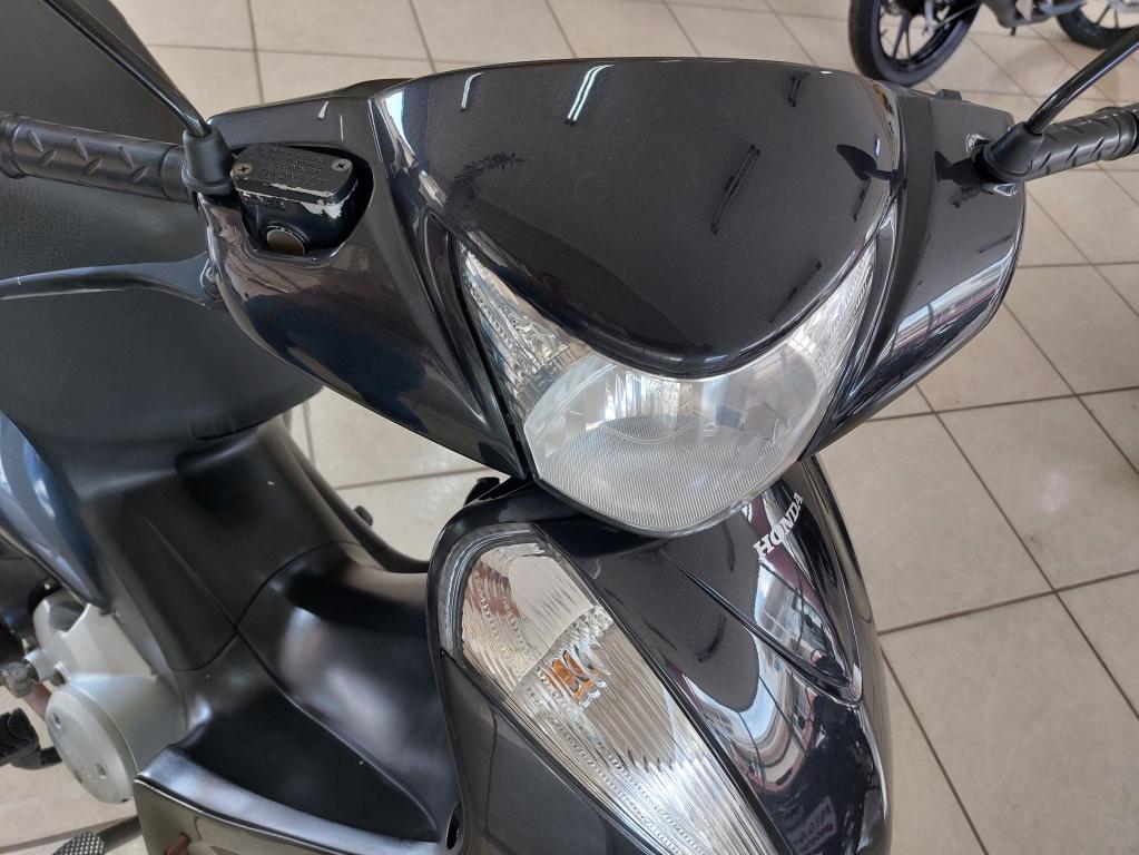 HONDA Biz 125 - Foto