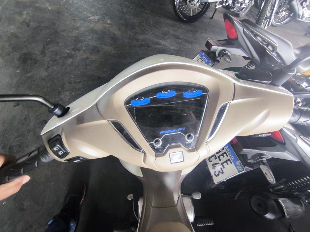 HONDA Biz 125 - Foto