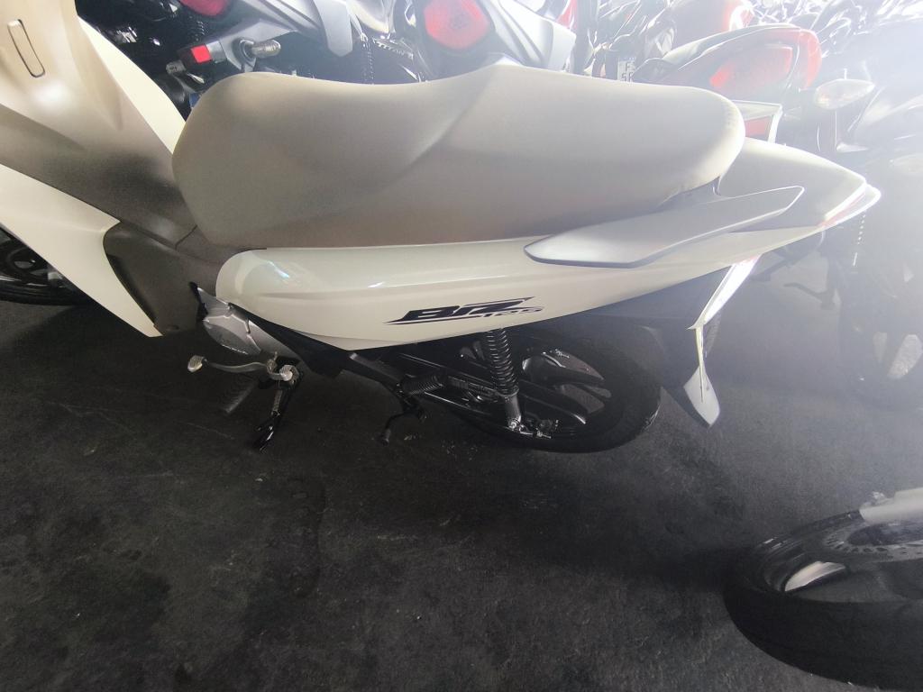 HONDA Biz 125 - Foto