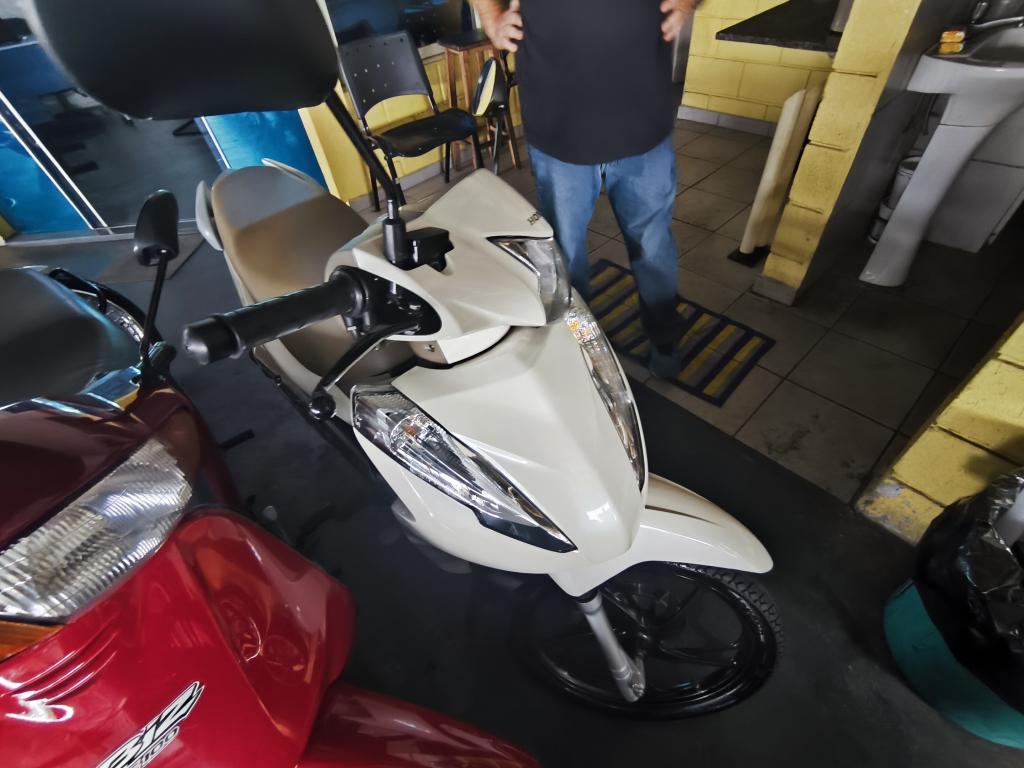 HONDA Biz 125 - Foto