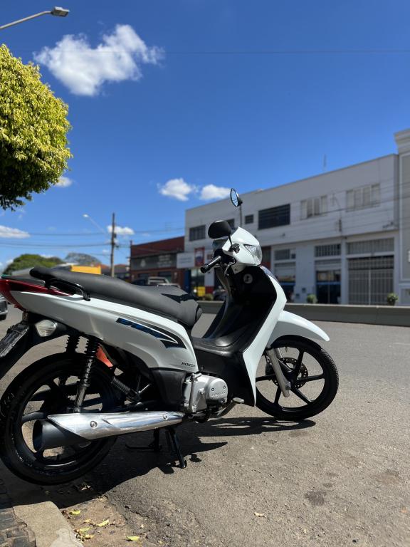 HONDA Biz 125 - Foto